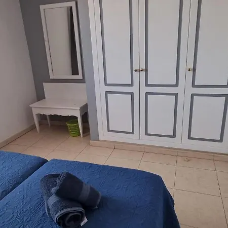 With 3 Swimming Pools Wifi Apartment Corralejo