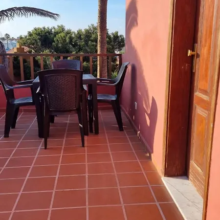 With 3 Swimming Pools Wifi Apartment Corralejo