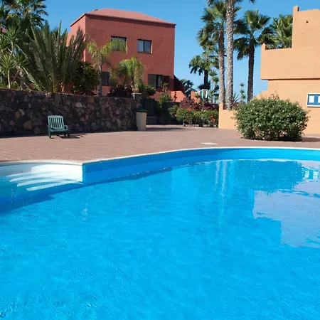 With 3 Swimming Pools Wifi Apartment Corralejo