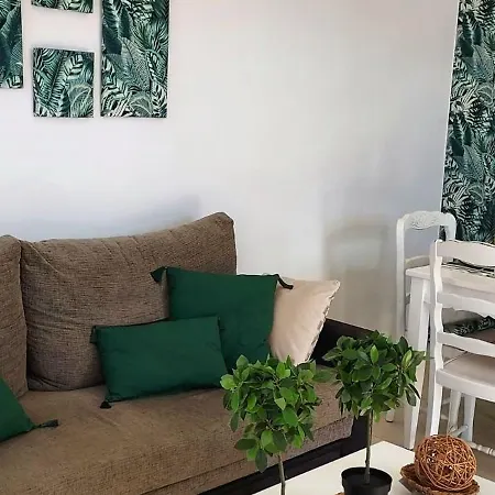 With 3 Swimming Pools Wifi Apartment