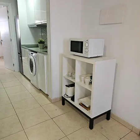 Relax In Stunning 1-bedroom In Apartmán Corralejo