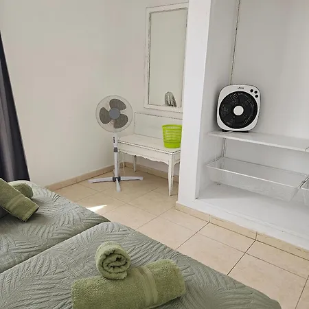 Apartmán Relax In Stunning 1-bedroom In Corralejo